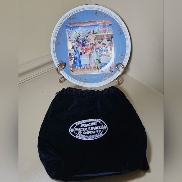 Vintage 1970s French D'Arceau-Limoges Premiere Limited Edition "Janvier" Plate - Picture 3 of 7